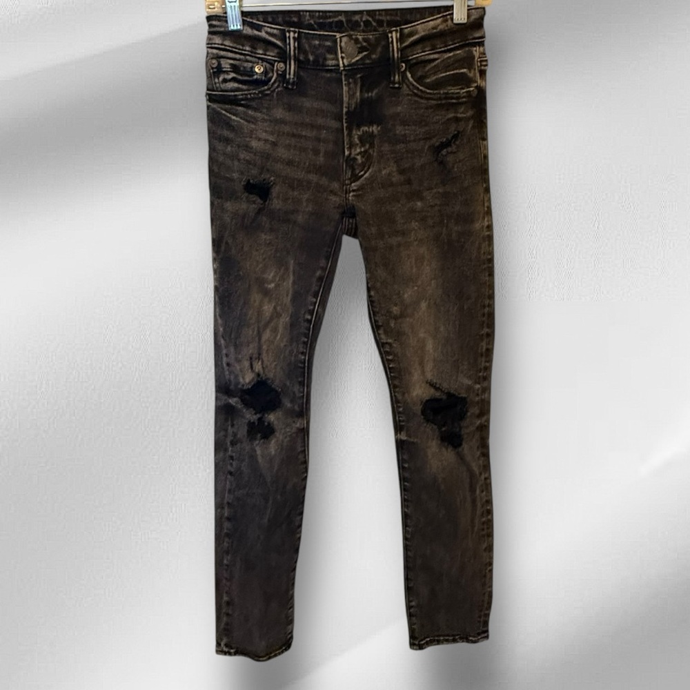 American Eagle‎ Destroyed Jeans